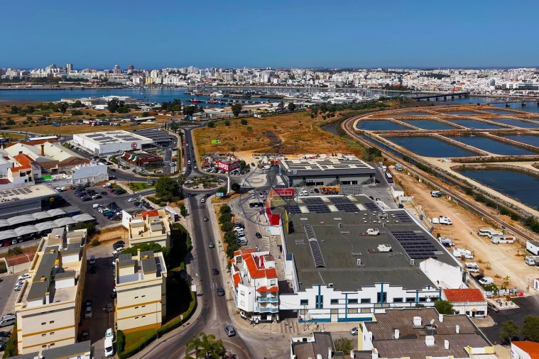 Terreno para Venda em Estômbar e Parchal Foto 21