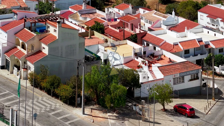 Terreno para Venda em Estômbar e Parchal