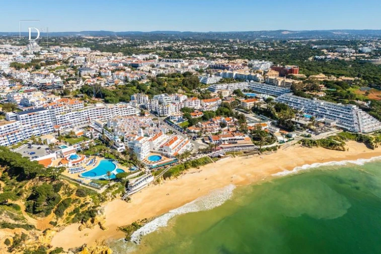Apartamento T2 para Venda em Albufeira e Olhos de Água Foto 17