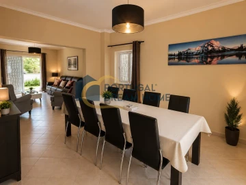 Moradia T4 para Venda em Silves