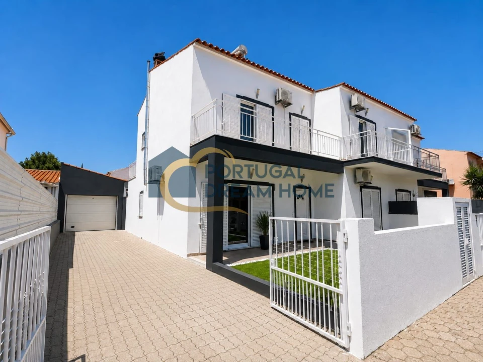 Moradia T4 para Venda em Silves Foto 1