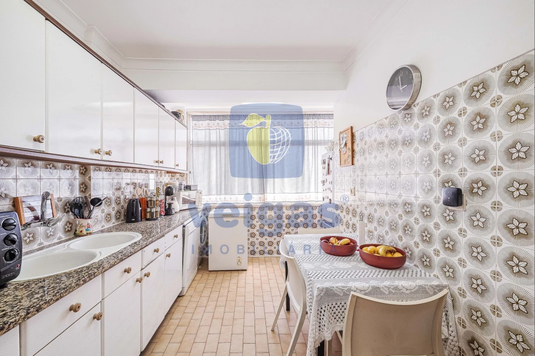 Apartamento T3 para Venda em Rio de Mouro Foto 12