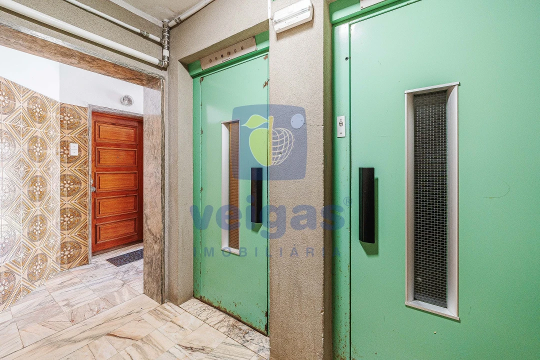 Apartamento T3 para Venda em Rio de Mouro Foto 46