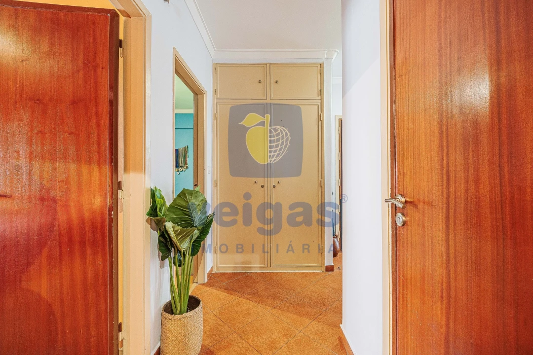 Apartamento T3 para Venda em Rio de Mouro Foto 34