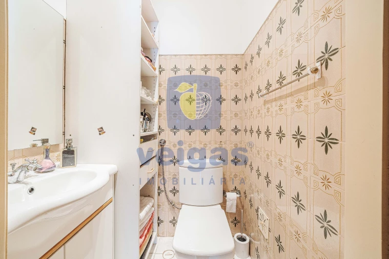 Apartamento T3 para Venda em Rio de Mouro Foto 31