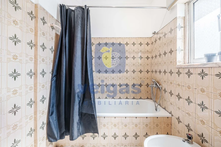 Apartamento T3 para Venda em Rio de Mouro Foto 38
