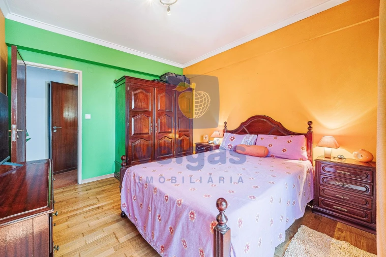 Apartamento T3 para Venda em Rio de Mouro Foto 7