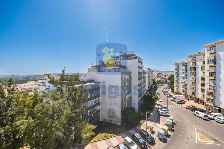 Apartamento T3 para Venda em Rio de Mouro Foto 30