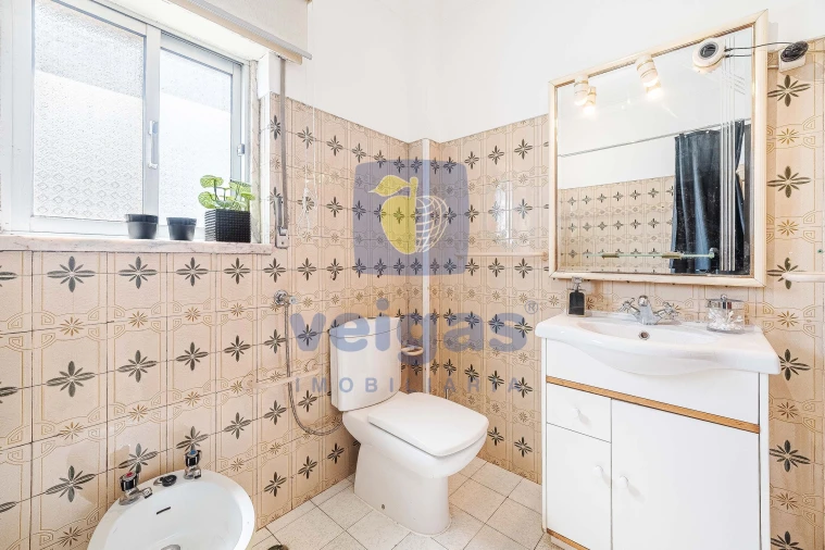Apartamento T3 para Venda em Rio de Mouro Foto 37