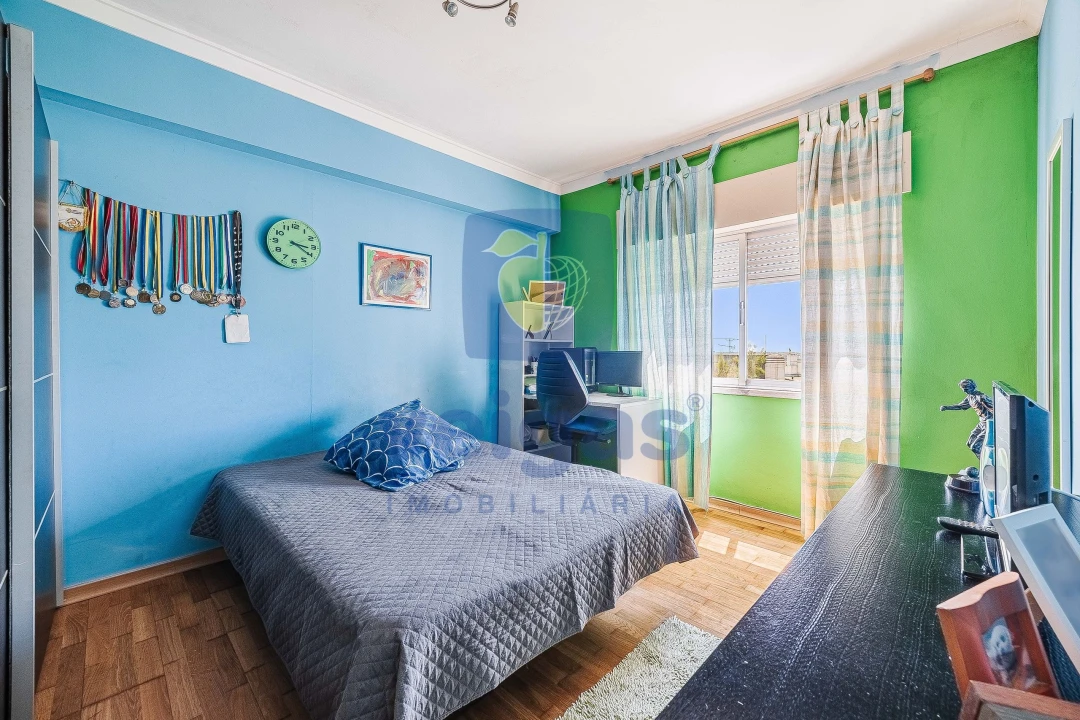 Apartamento T3 para Venda em Rio de Mouro Foto 5