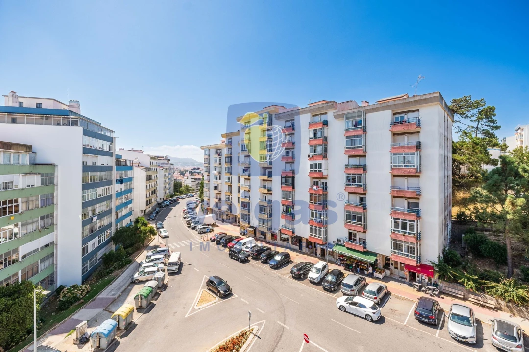 Apartamento T3 para Venda em Rio de Mouro Foto 43