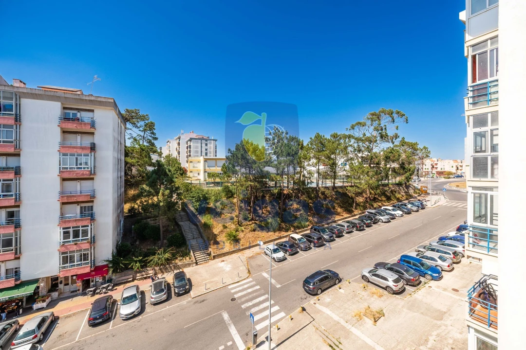 Apartamento T3 para Venda em Rio de Mouro Foto 42