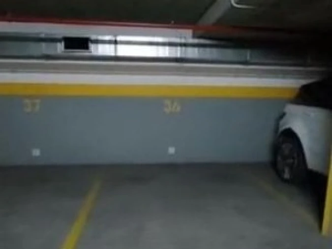 Garagem para Venda em Avenidas Novas Foto 2
