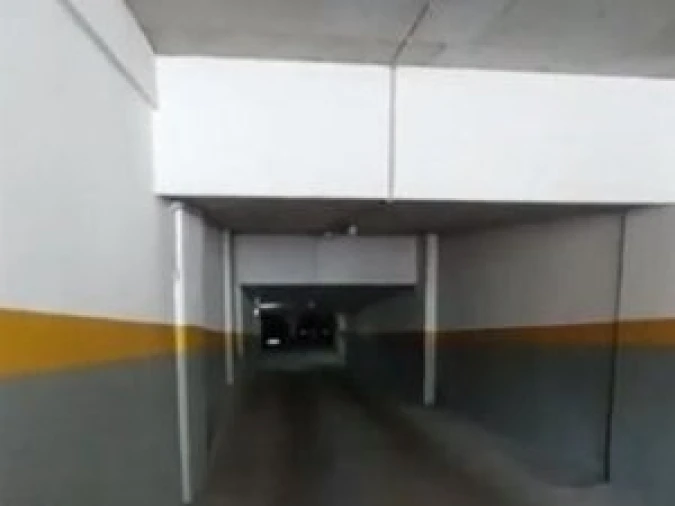 Garagem para Venda em Avenidas Novas Foto 3