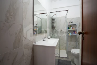 Apartamento T2 para Venda em Águas Livres
