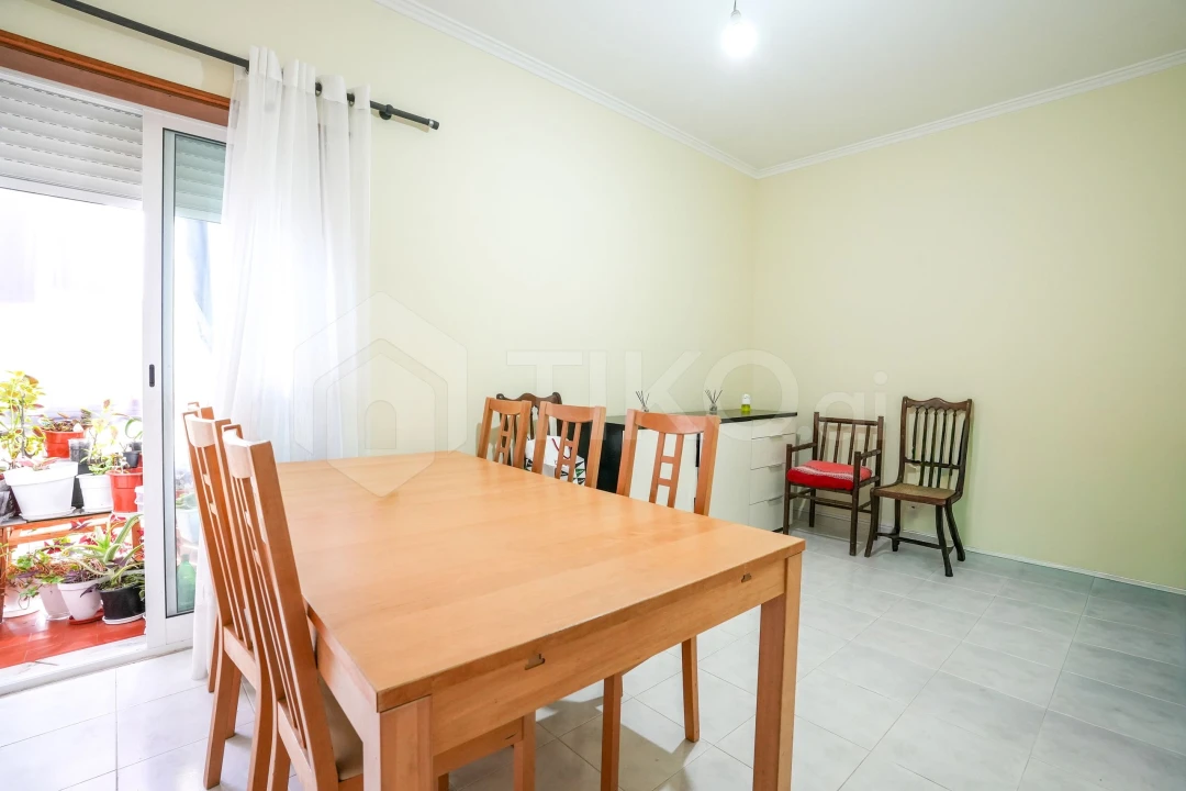 Apartamento T2 para Venda em Águas Livres Foto 12