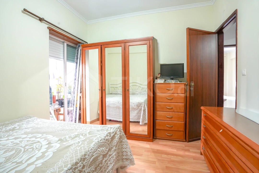 Apartamento T2 para Venda em Águas Livres Foto 14
