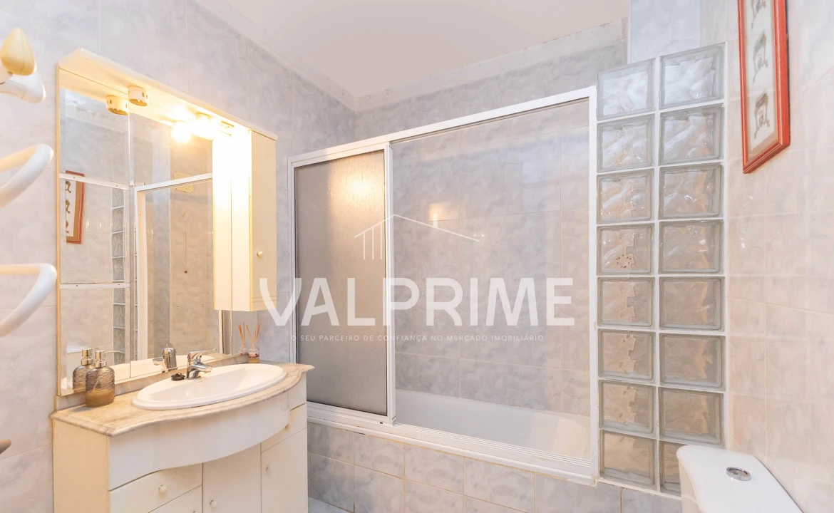 Apartamento T3 para Venda em Madalena Foto 18