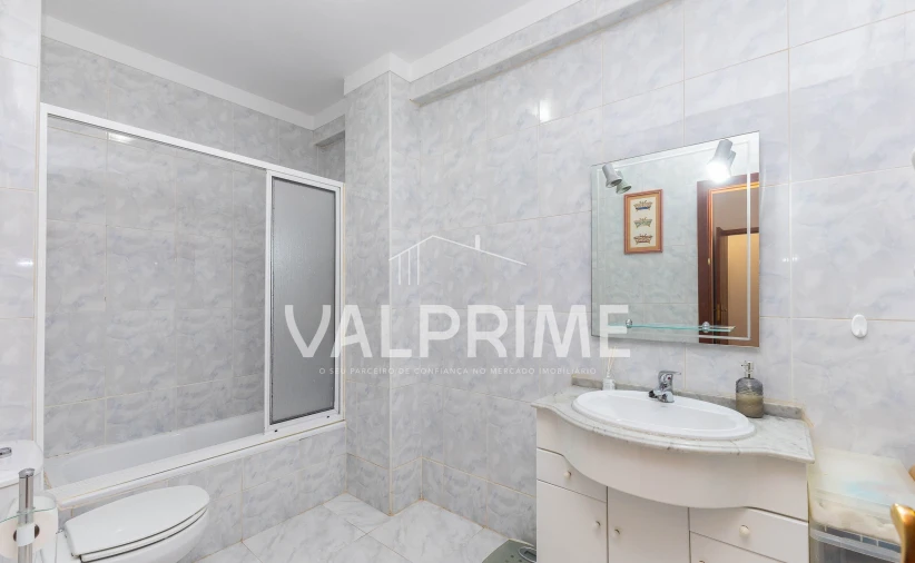 Apartamento T3 para Venda em Madalena Foto 24