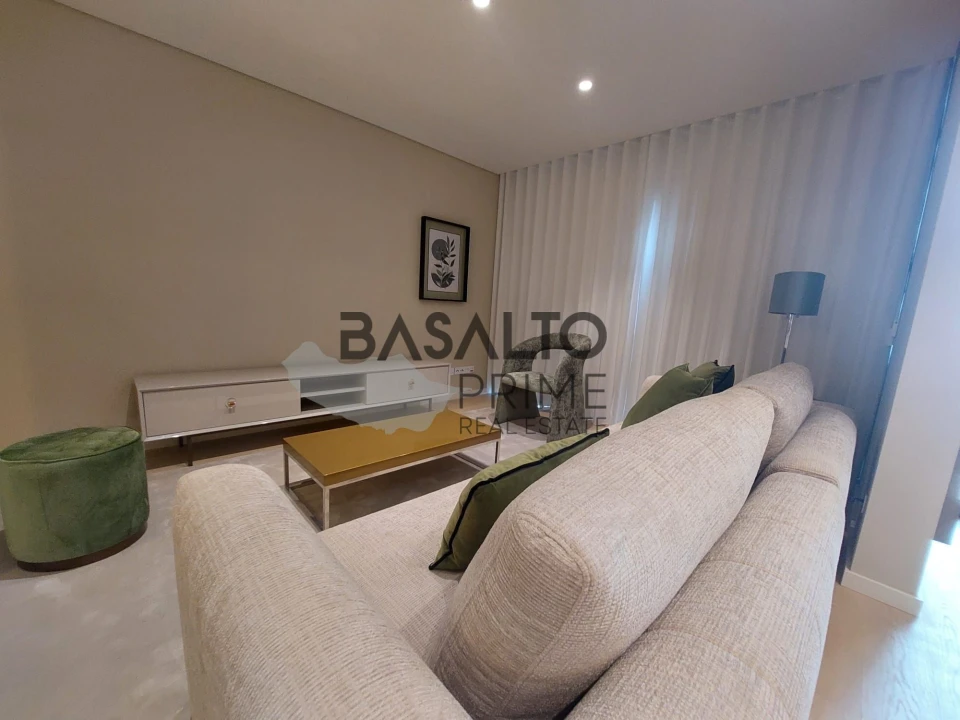 Apartamento T3 para Venda em São Martinho Foto 6