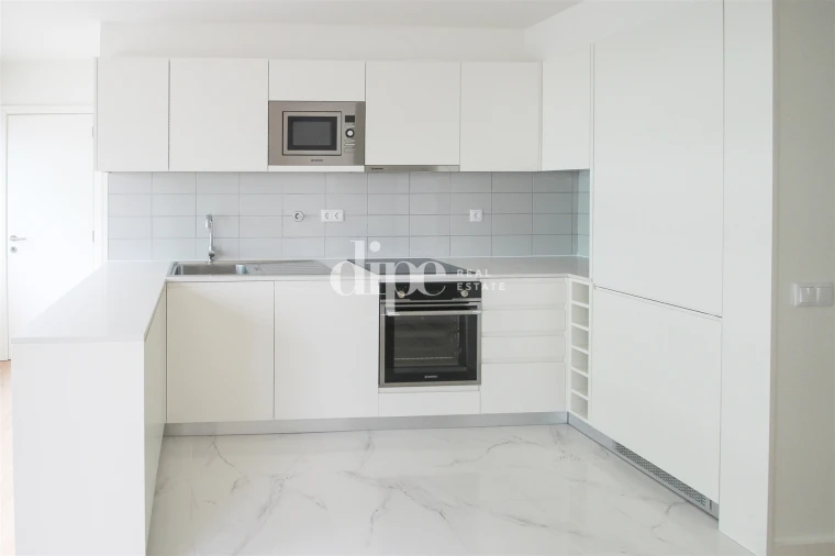 Apartamento T1 para Arrendamento em Candoso Santiago e Mascotelos Foto 6