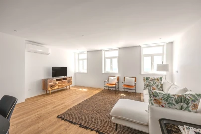 Apartamento T1 para Arrendamento em Aldoar, Foz do Douro e Nevogilde