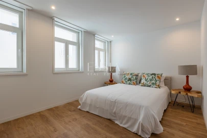 Apartamento T1 para Arrendamento em Aldoar, Foz do Douro e Nevogilde
