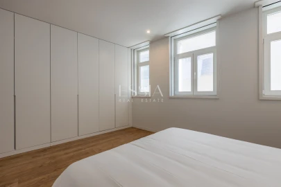 Apartamento T1 para Arrendamento em Aldoar, Foz do Douro e Nevogilde
