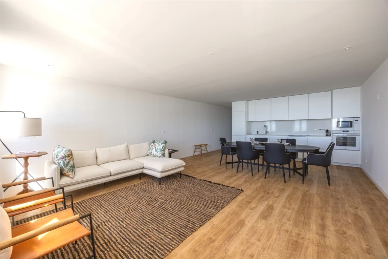 Apartamento T1 para Arrendamento em Aldoar, Foz do Douro e Nevogilde Foto 7