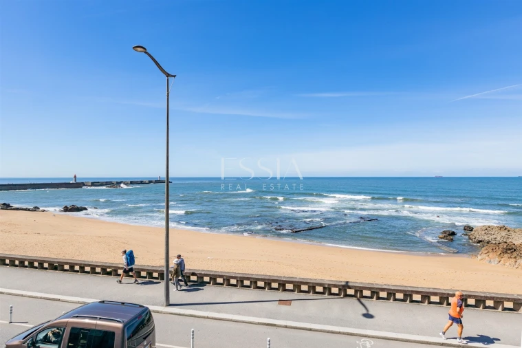 Apartamento T1 para Arrendamento em Aldoar, Foz do Douro e Nevogilde Foto 2