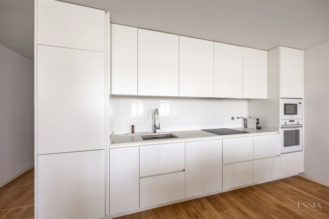 Apartamento T1 para Arrendamento em Aldoar, Foz do Douro e Nevogilde Foto 8