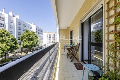 Apartamento T4 para Arrendamento em Marvila, Ribeira Santarém, São Salvador, São Nicolau