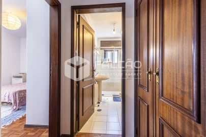 Apartamento T4 para Arrendamento em Marvila, Ribeira Santarém, São Salvador, São Nicolau