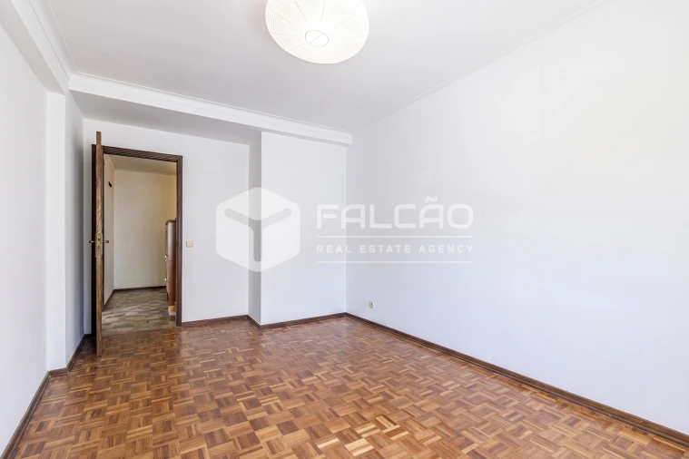 Apartamento T4 para Arrendamento em Marvila, Ribeira Santarém, São Salvador, São Nicolau Foto 6