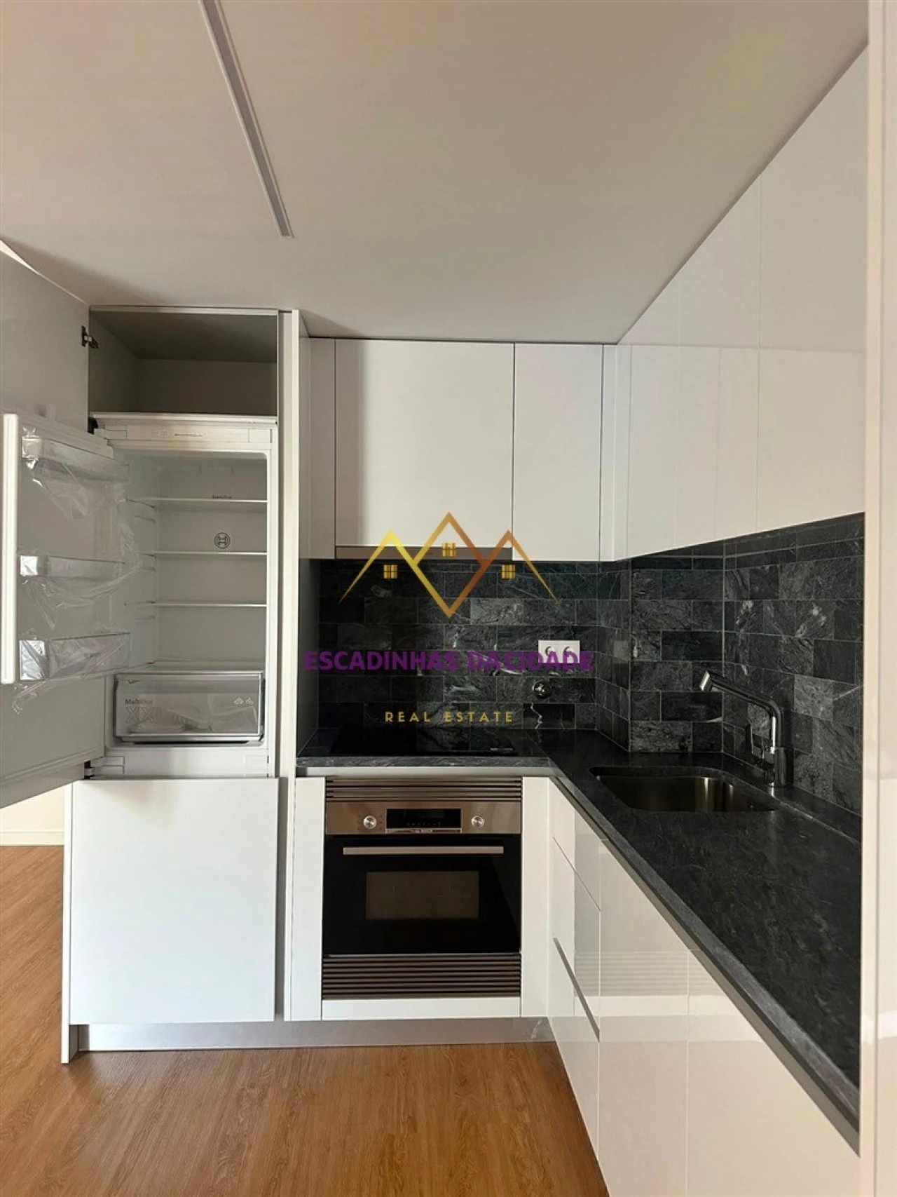 Apartamento T2 para Venda em Alcantara Foto 6