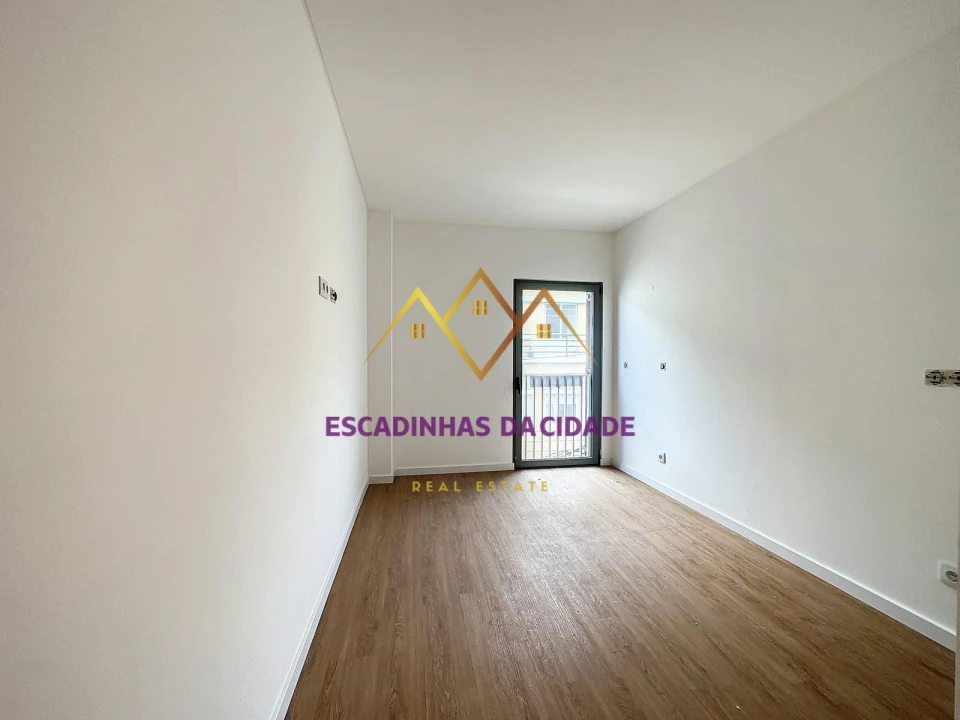 Apartamento T2 para Venda em Alcantara Foto 14