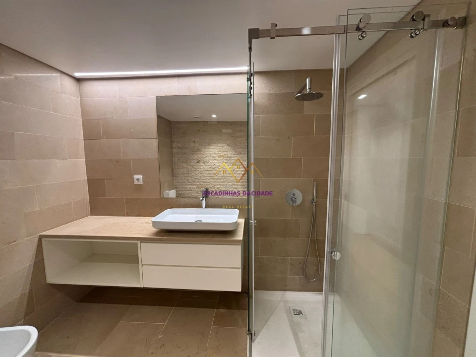 Apartamento T2 para Venda em Alcantara Foto 22