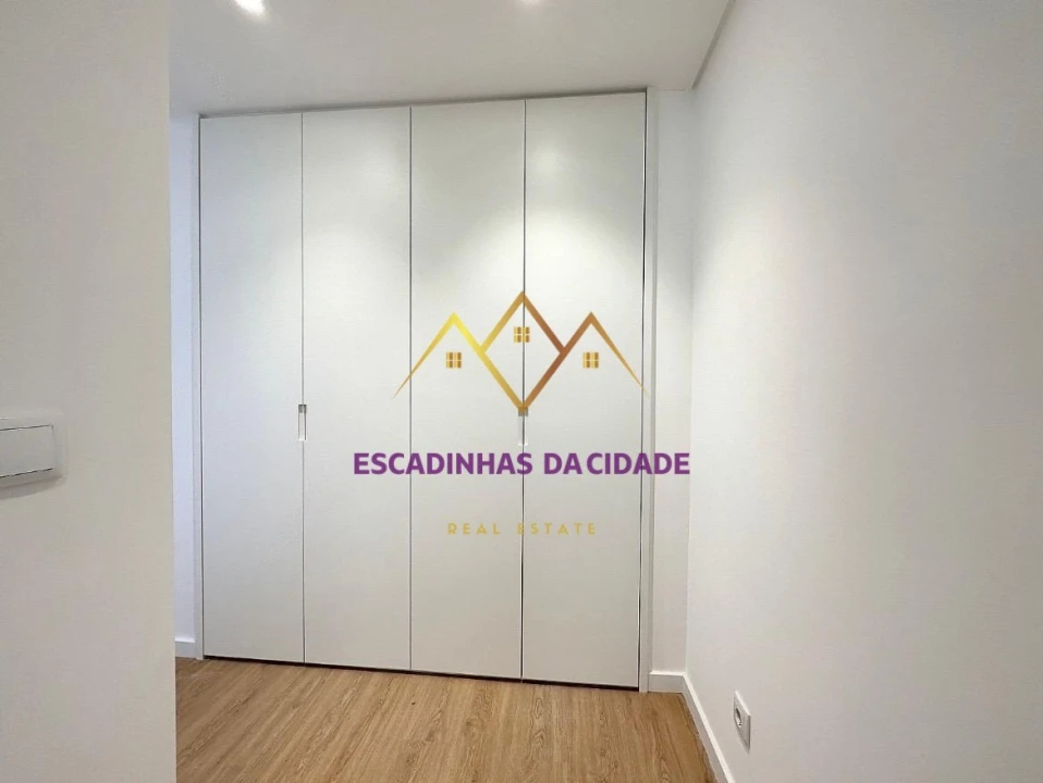 Apartamento T2 para Venda em Alcantara Foto 9
