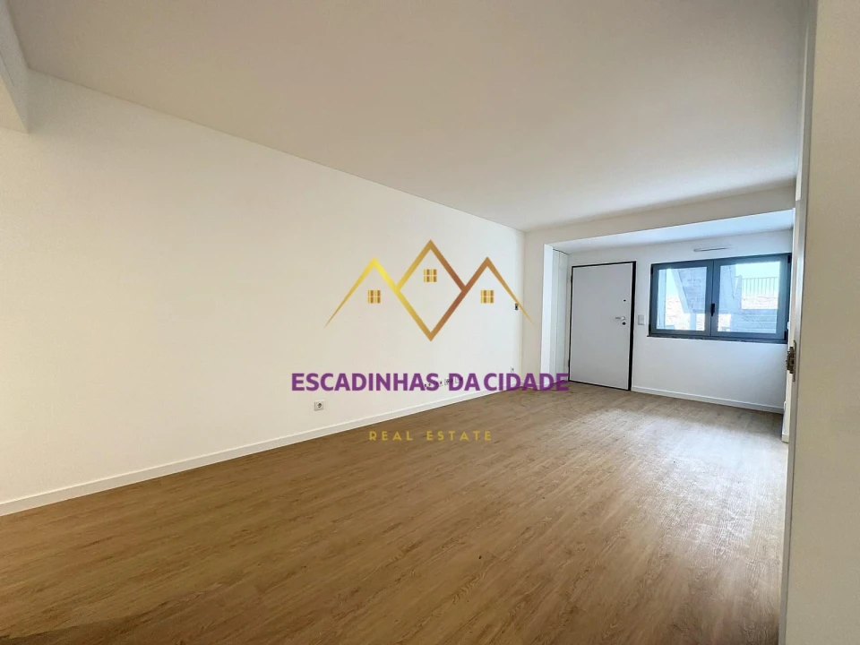 Apartamento T2 para Venda em Alcantara Foto 2