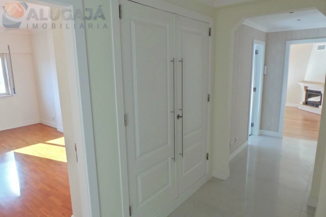 Apartamento T2 para Arrendamento em Cacém e São Marcos Foto 12