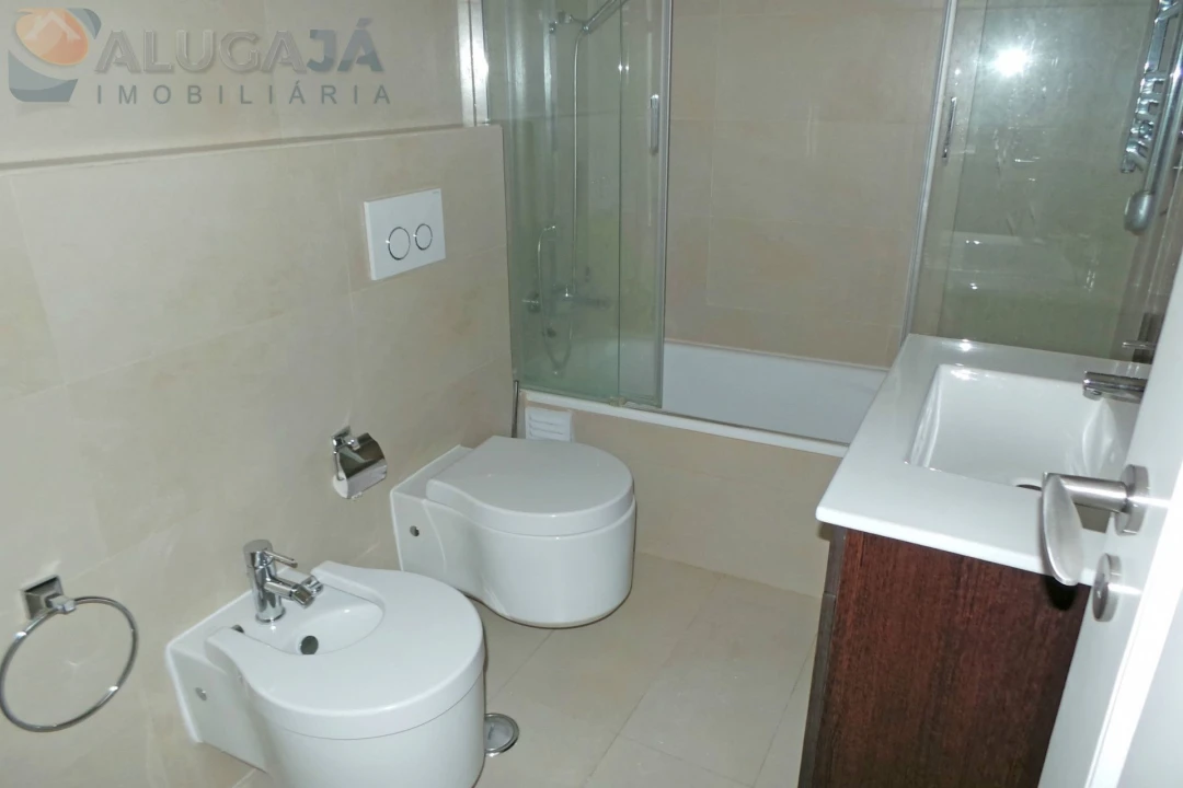 Apartamento T2 para Arrendamento em Cacém e São Marcos Foto 21