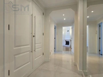Apartamento T2 para Arrendamento em Cacém e São Marcos