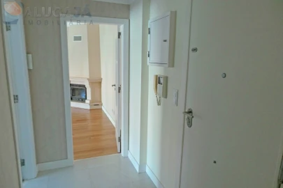 Apartamento T2 para Arrendamento em Cacém e São Marcos