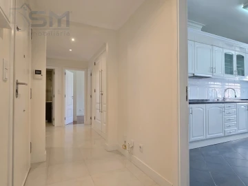Apartamento T2 para Arrendamento em Cacém e São Marcos