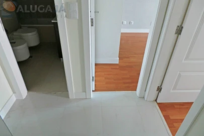 Apartamento T2 para Arrendamento em Cacém e São Marcos