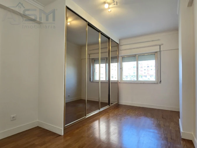 Apartamento T2 para Arrendamento em Cacém e São Marcos Foto 20