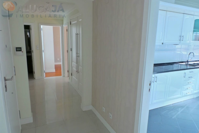 Apartamento T2 para Arrendamento em Cacém e São Marcos Foto 8