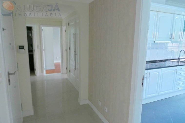 Apartamento T2 para Arrendamento em Cacém e São Marcos Foto 5