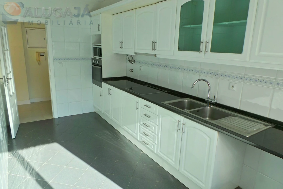 Apartamento T2 para Arrendamento em Cacém e São Marcos Foto 10