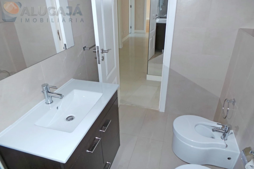 Apartamento T2 para Arrendamento em Cacém e São Marcos Foto 23